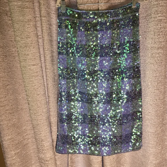 Maeve Shimmering Sequin Pencil Skirt in Blue Plaid - Picture 3 of 8
